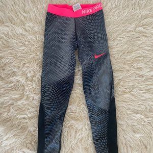 Girls Nike Pro Leggings Large